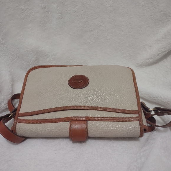 Vintage Dooney & Bourke CrossBody - Picture 4 of 14